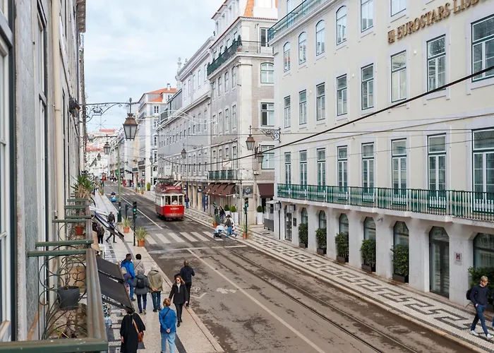 Apartment Modern In The Heart Of Chiado Lissabon