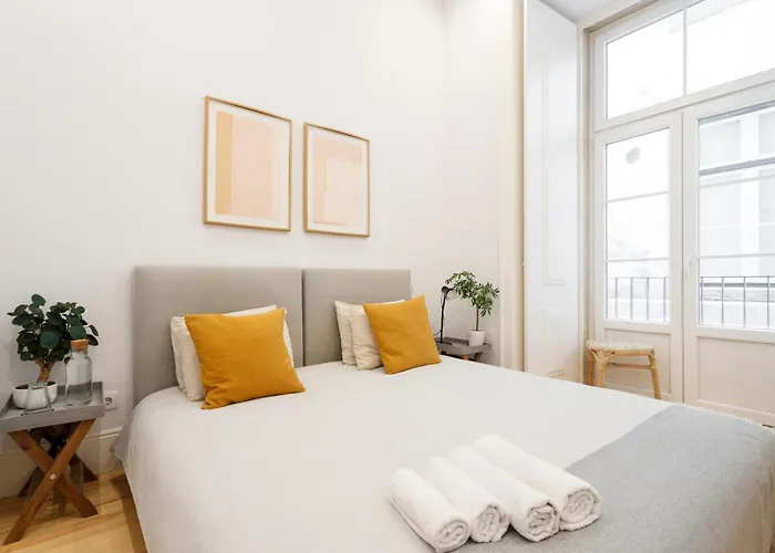 Modern In The Heart Of Chiado Lissabon