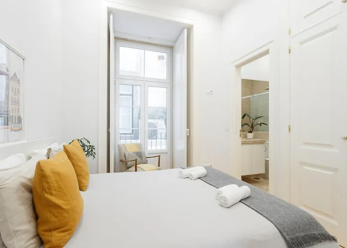Modern In The Heart Of Chiado